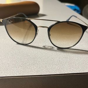 Ray- bans Blaze around